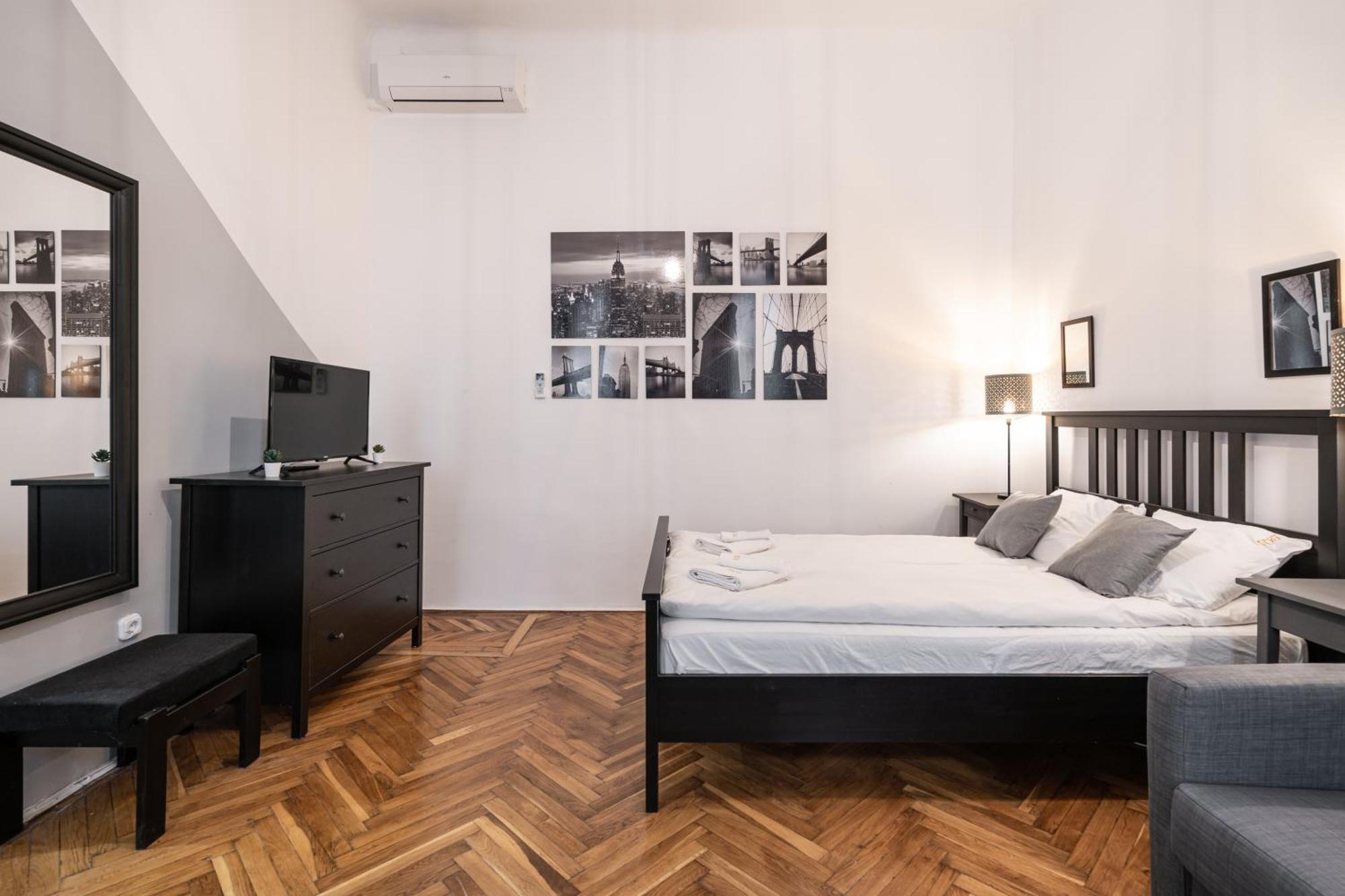 B8 - Grand Boulevard Cozy Apartment - Best Location By Bqa Budapeste Quarto foto